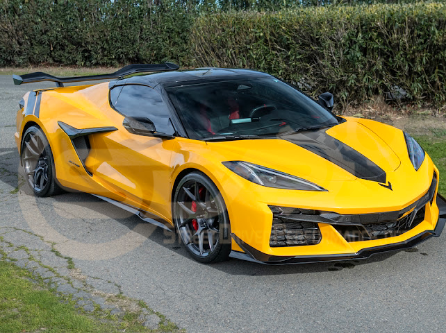 2020-UP CORVETTE C8 BRONZE ACCENT HOOD RACING STRIPE DECAL
